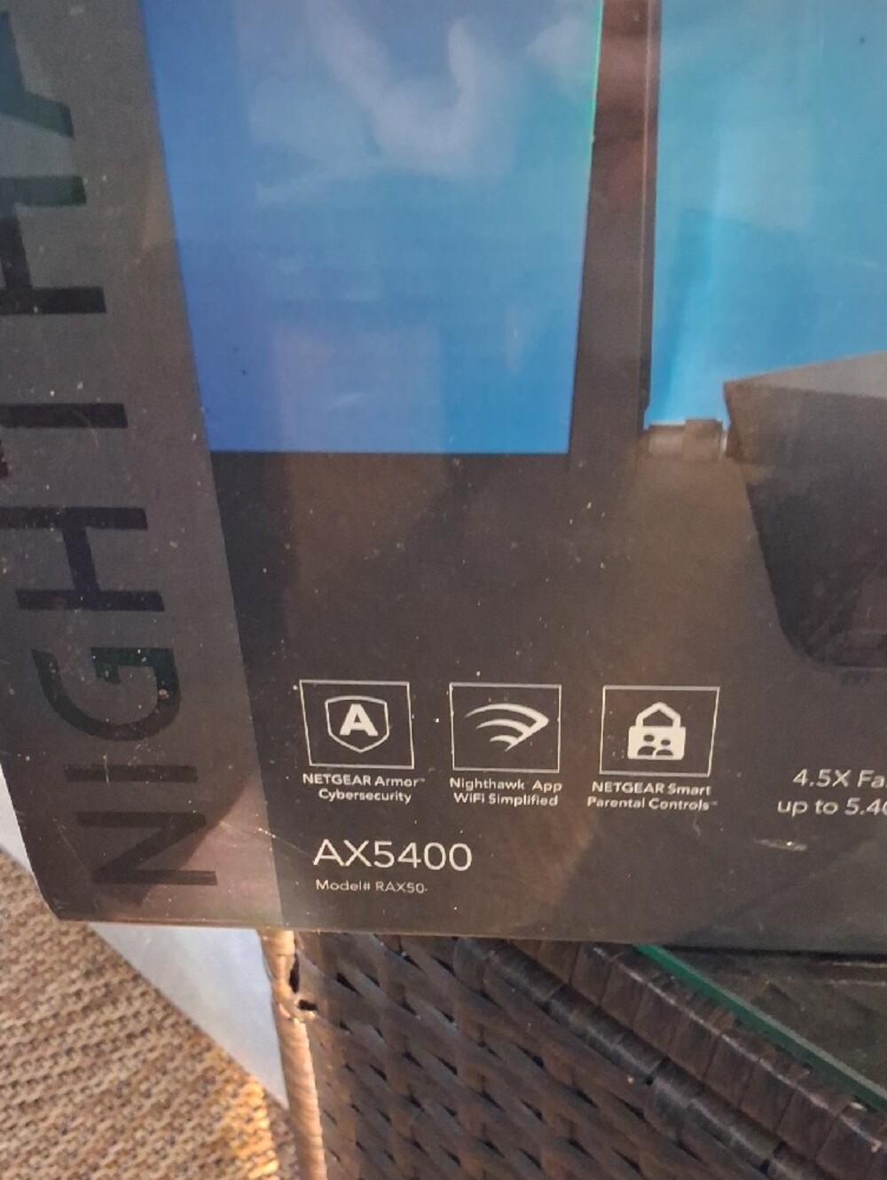 NETGEAR Nighthawk AX5400 AX6 WiFi Router - Black - Picture 4 of 5